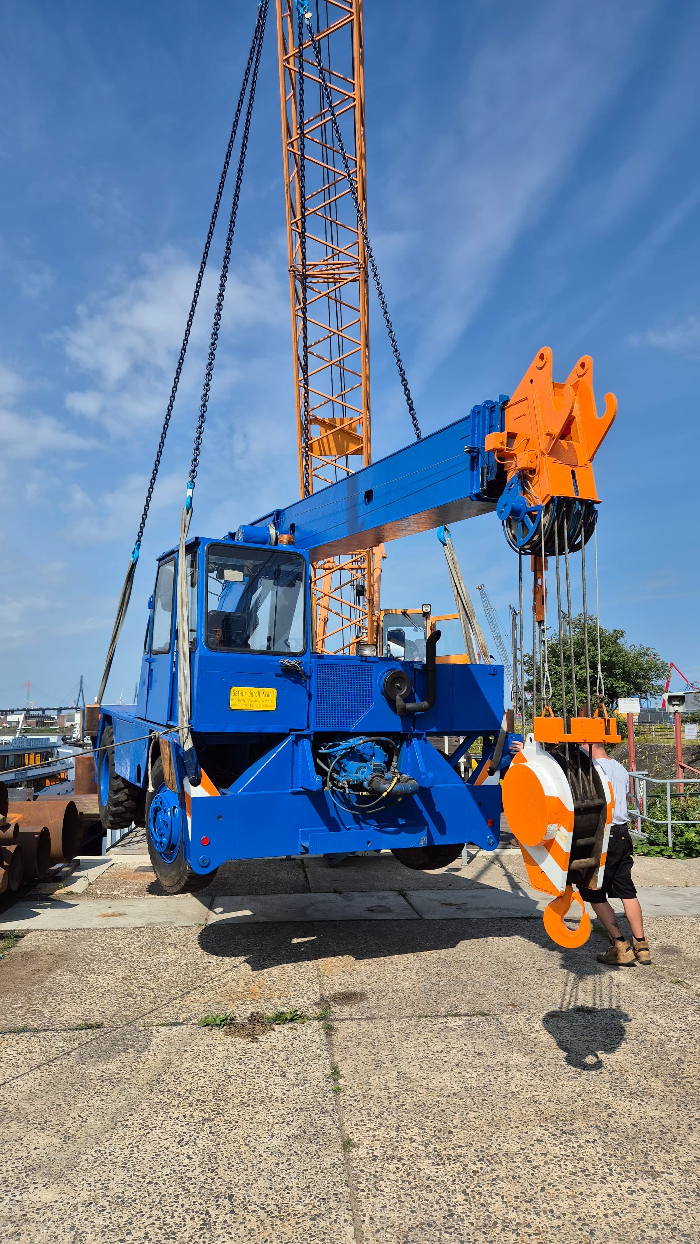 Team working on marine construction